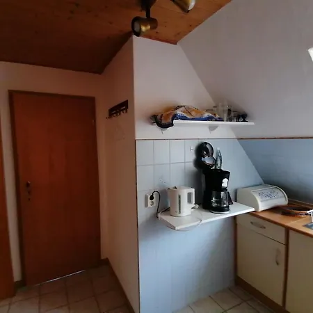 Im Haus Am Waldrand In Apartment Freital