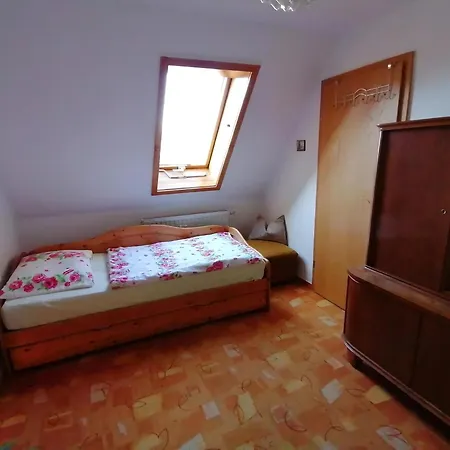 Im Haus Am Waldrand In Freital