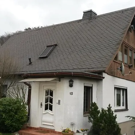 Im Haus Am Waldrand In * Freital
